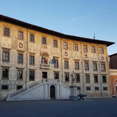 Tra Miracoli E Cavalieri Apartamento Pisa Exterior foto